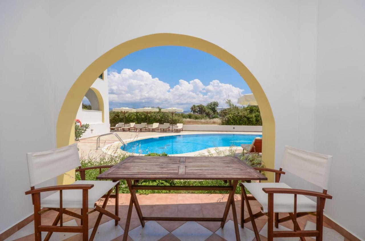 Hotel Fanis Agia Anna  외부 사진