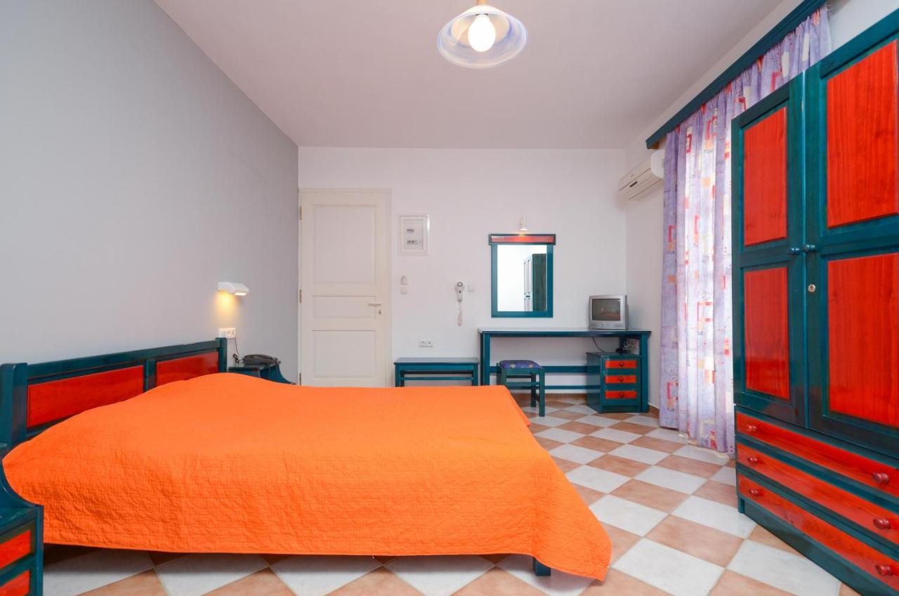 Hotel Fanis Agia Anna  외부 사진