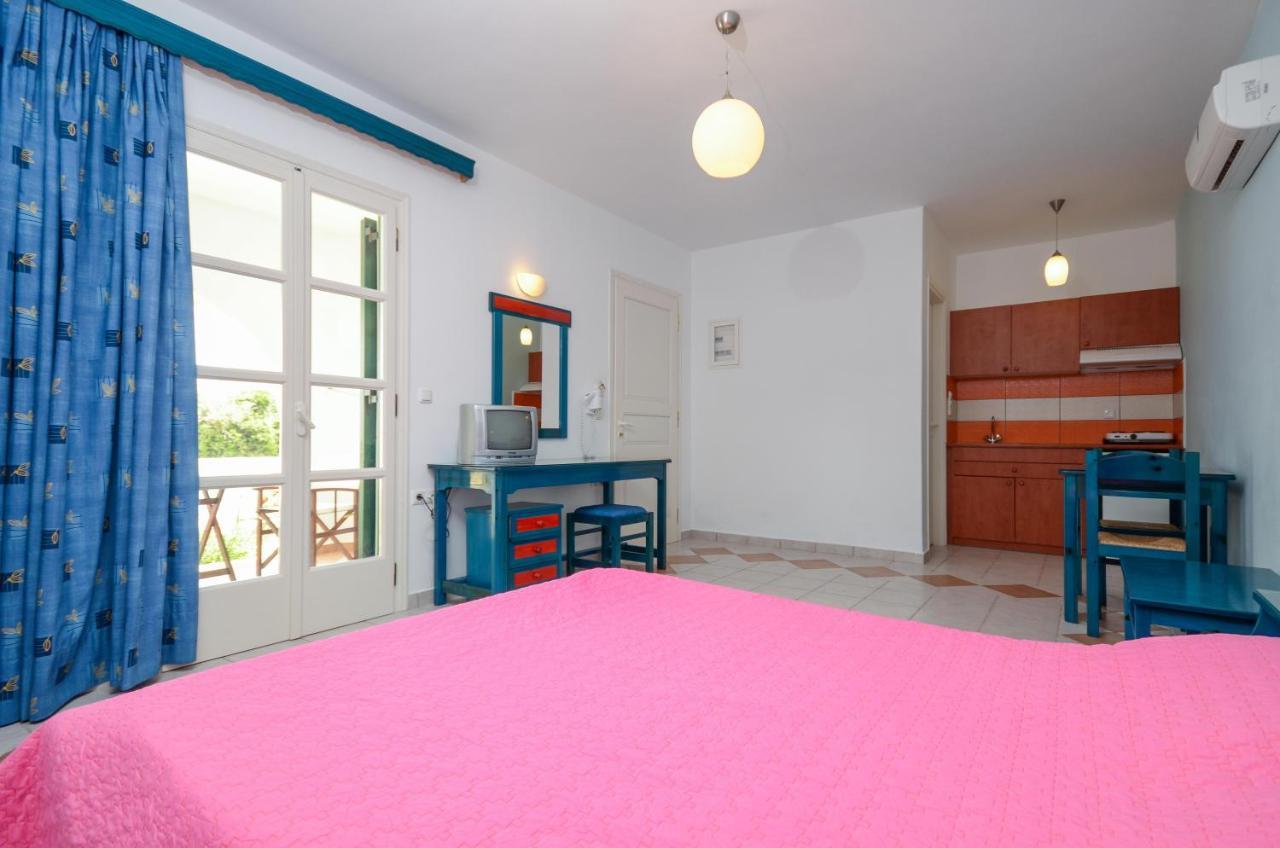 Hotel Fanis Agia Anna  외부 사진